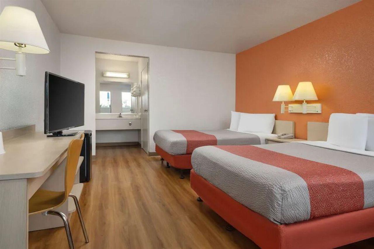 Motel 6-Buena Park, Ca - Knotts Berry Farm - Disneyland Eksteriør bilde