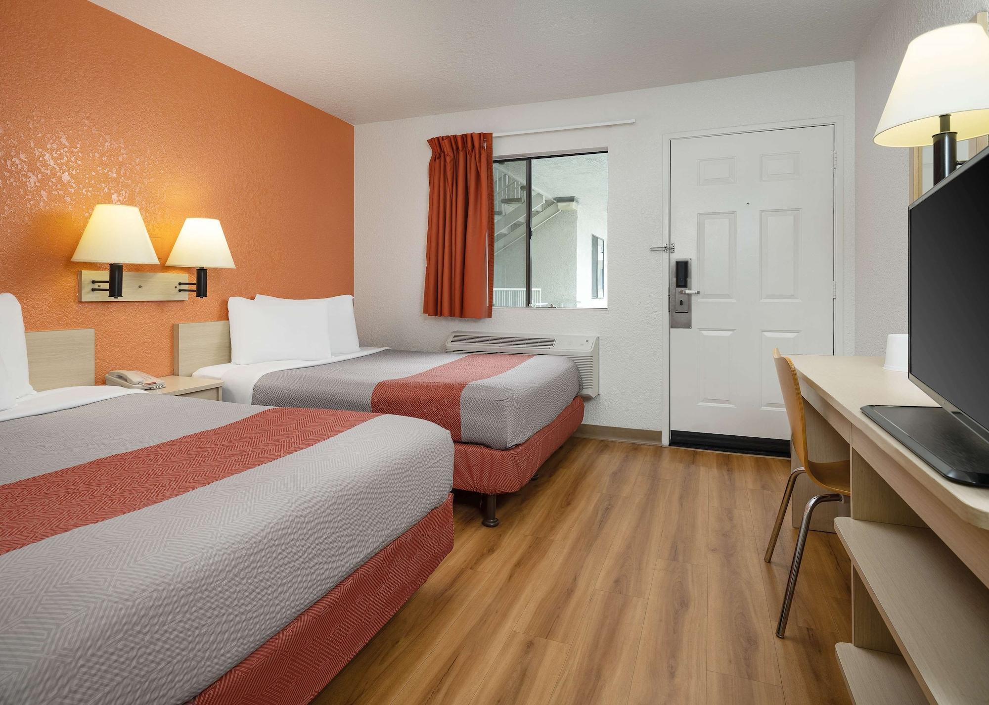 Motel 6-Buena Park, Ca - Knotts Berry Farm - Disneyland Eksteriør bilde