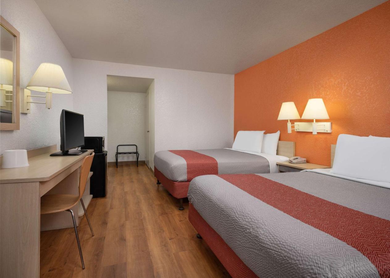 Motel 6-Buena Park, Ca - Knotts Berry Farm - Disneyland Eksteriør bilde