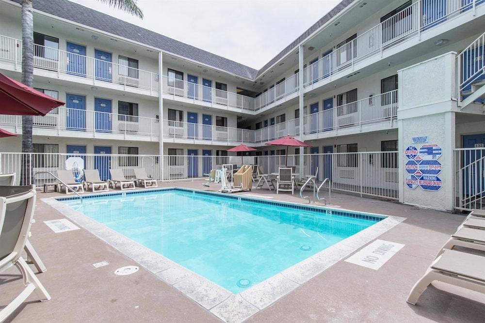 Motel 6-Buena Park, Ca - Knotts Berry Farm - Disneyland Eksteriør bilde