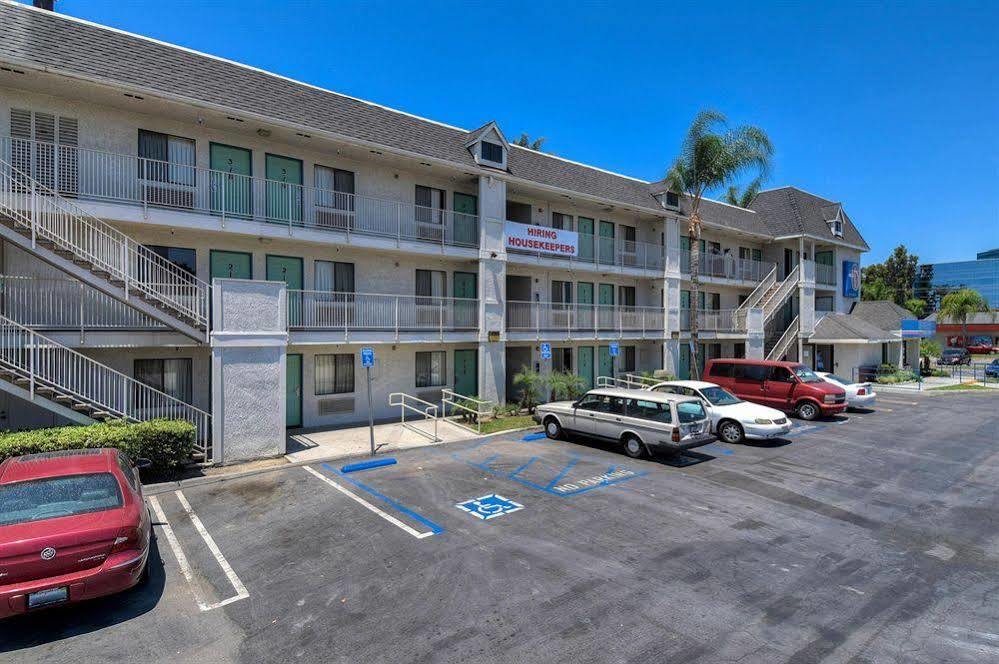 Motel 6-Buena Park, Ca - Knotts Berry Farm - Disneyland Eksteriør bilde