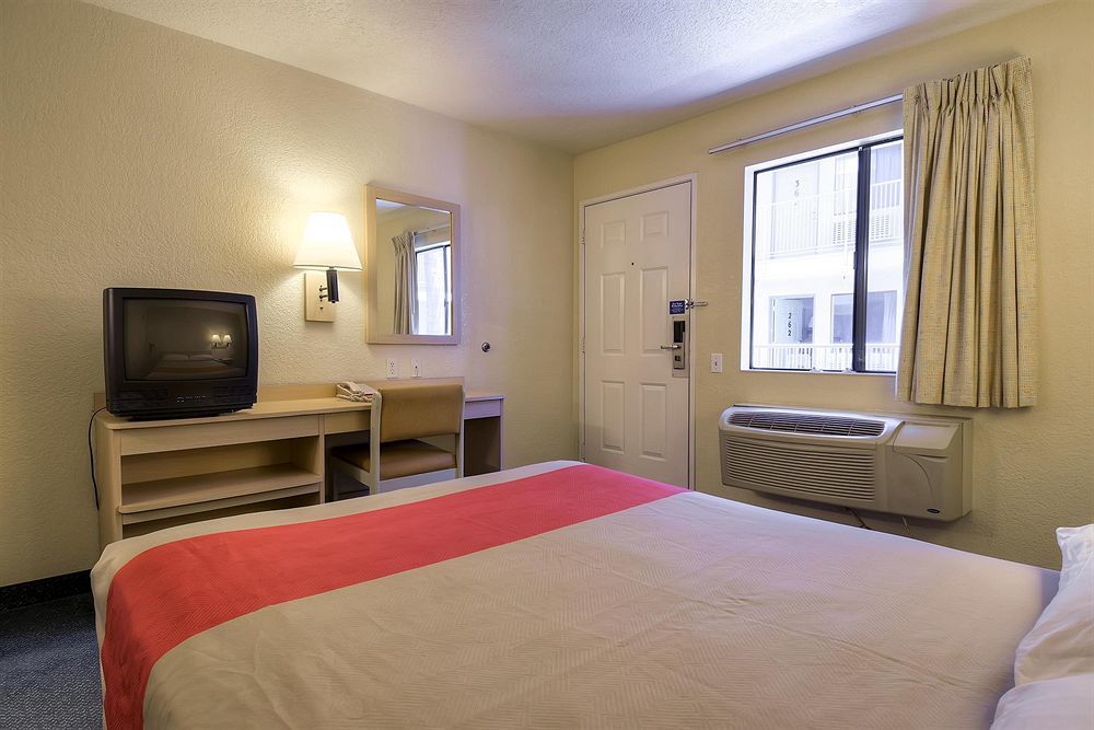 Motel 6-Buena Park, Ca - Knotts Berry Farm - Disneyland Eksteriør bilde