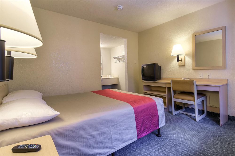 Motel 6-Buena Park, Ca - Knotts Berry Farm - Disneyland Eksteriør bilde