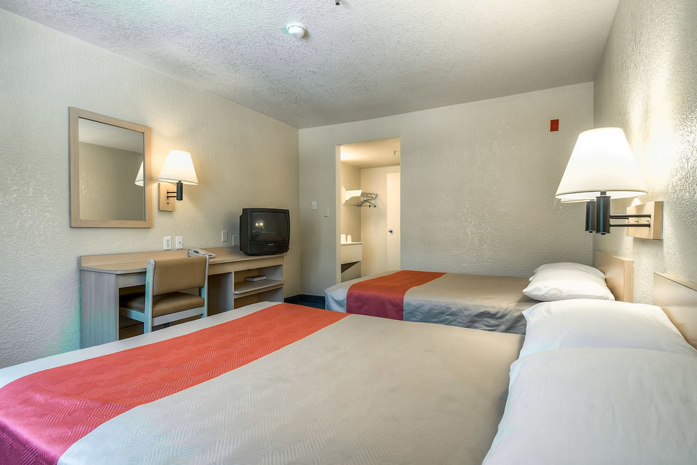 Motel 6-Buena Park, Ca - Knotts Berry Farm - Disneyland Eksteriør bilde