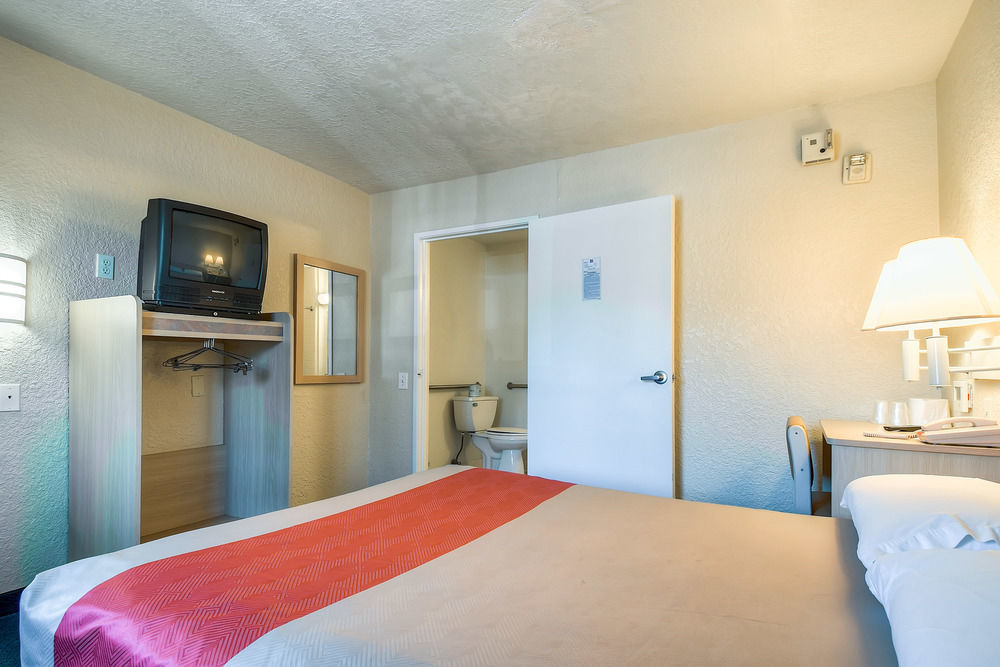 Motel 6-Buena Park, Ca - Knotts Berry Farm - Disneyland Eksteriør bilde